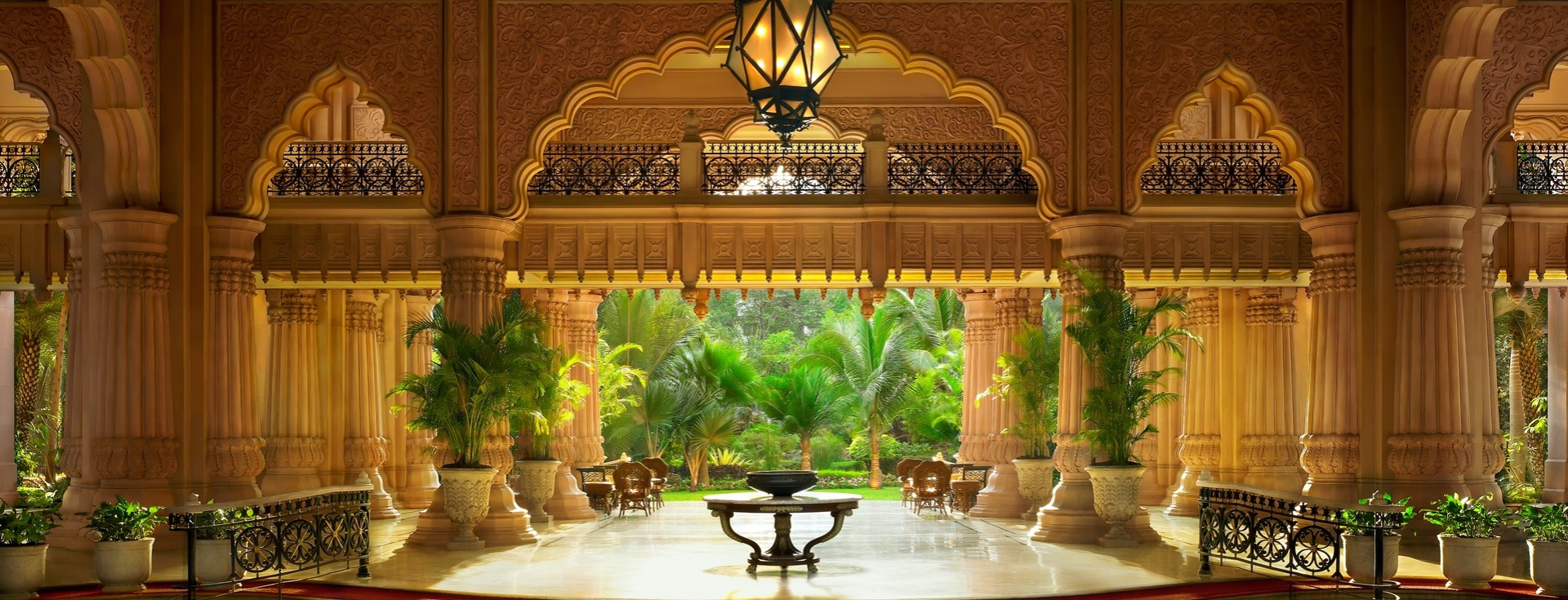 Best Rate Guaranteed - The Leela Promise | The Leela Palaces Hotels and Resorts